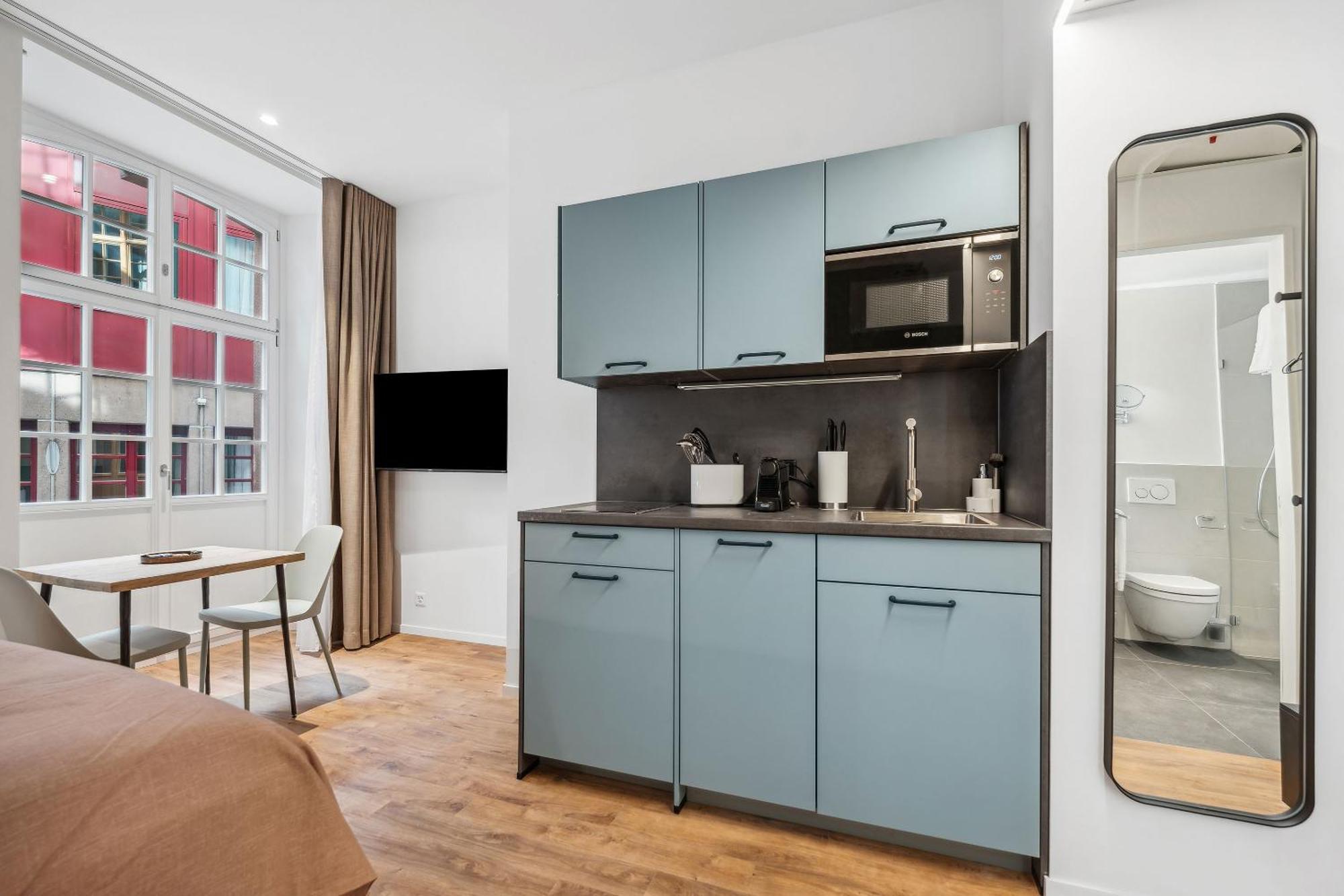 Limehome Basel Muenzgasse Номер фото