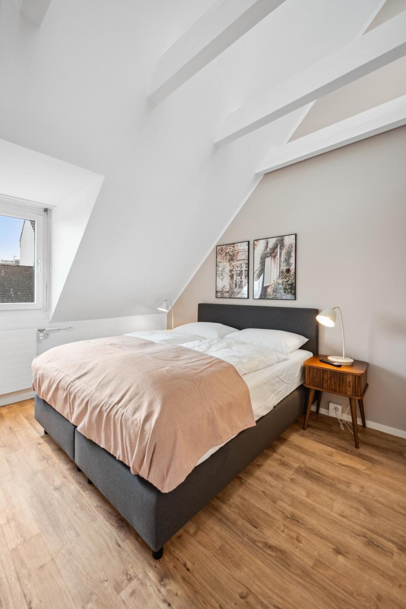 Limehome Basel Muenzgasse Номер фото