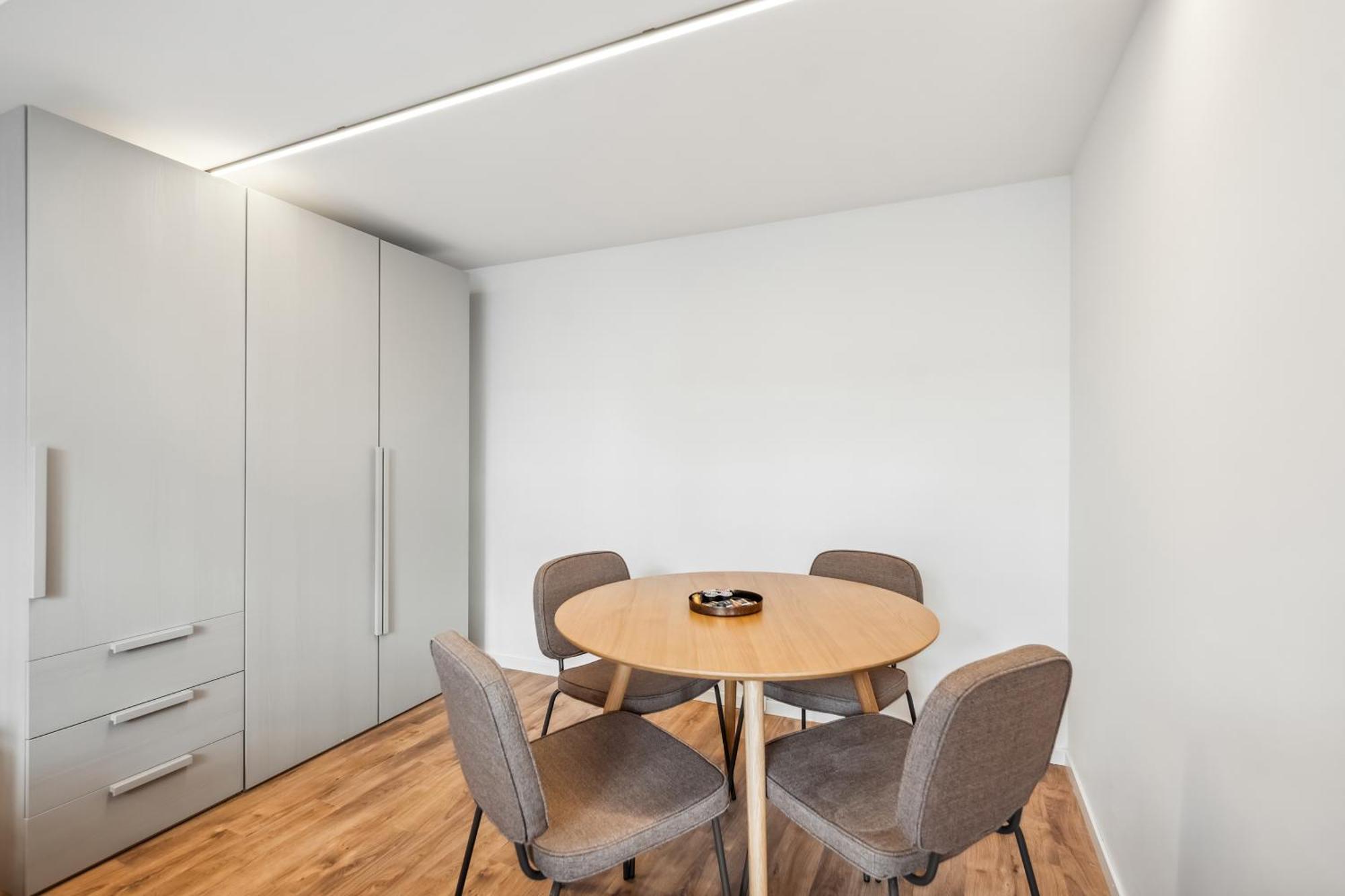 Limehome Basel Muenzgasse Номер фото