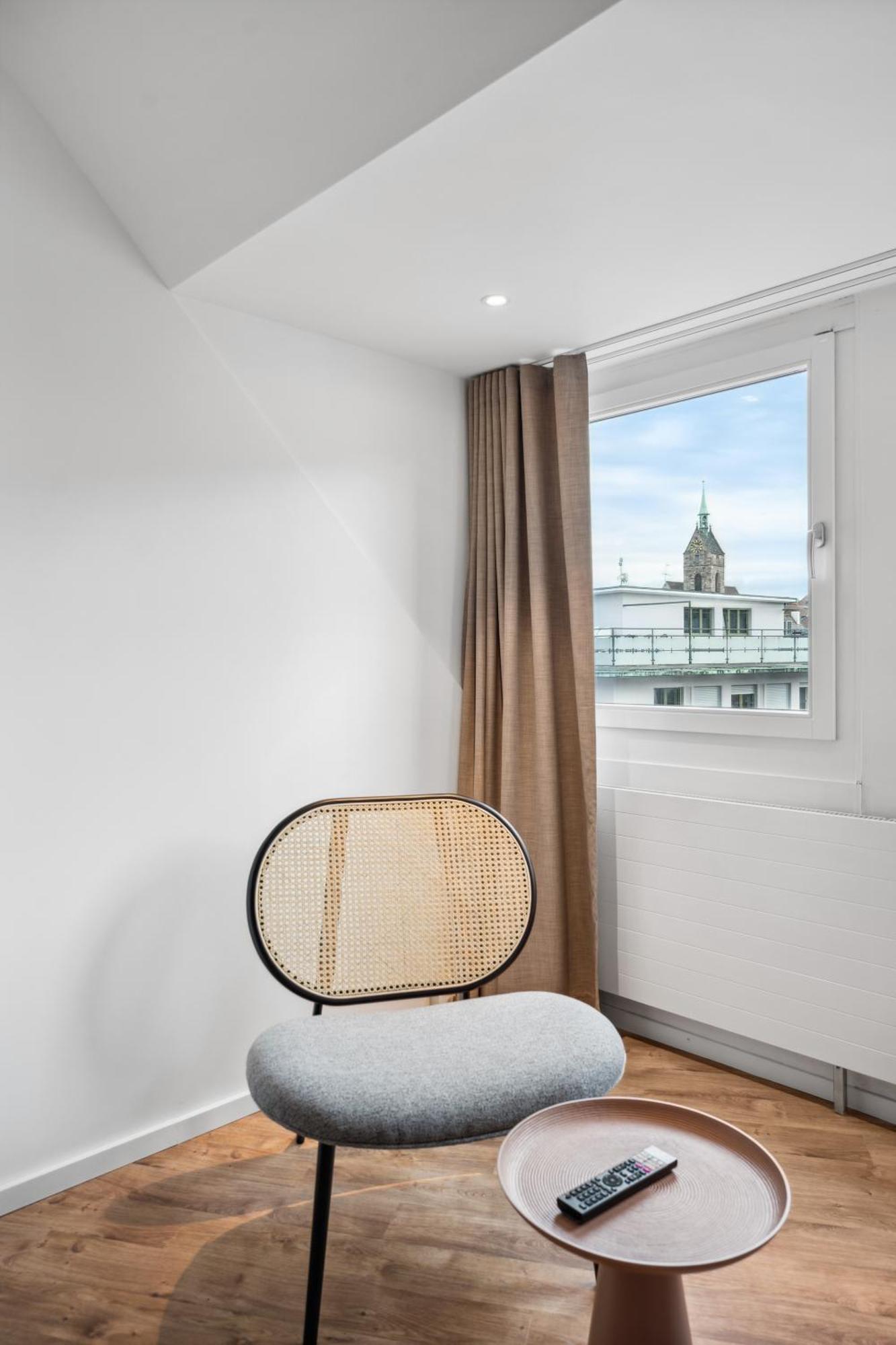 Limehome Basel Muenzgasse Номер фото