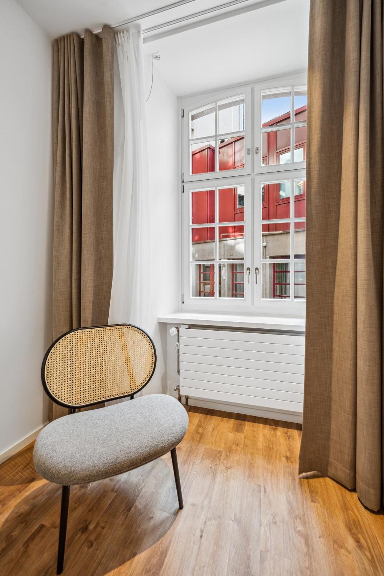 Limehome Basel Muenzgasse Номер фото