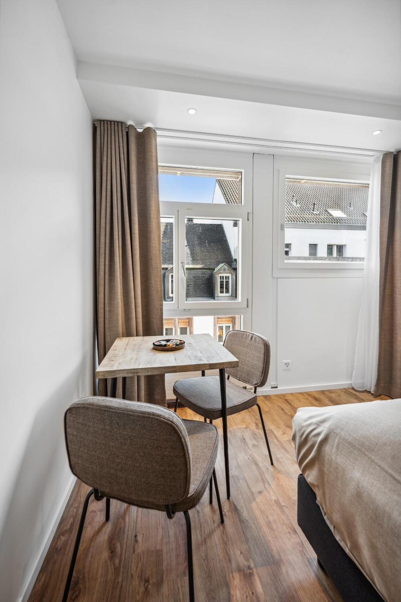 Limehome Basel Muenzgasse Номер фото